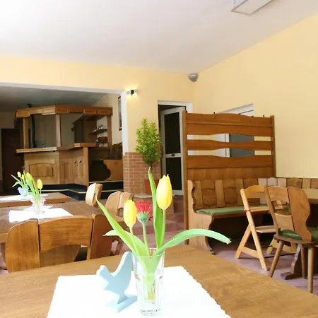 Waldpension Guest house Droyssig